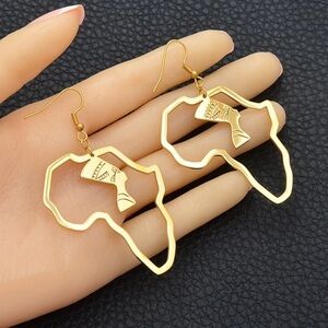 Nefertiti earrings
